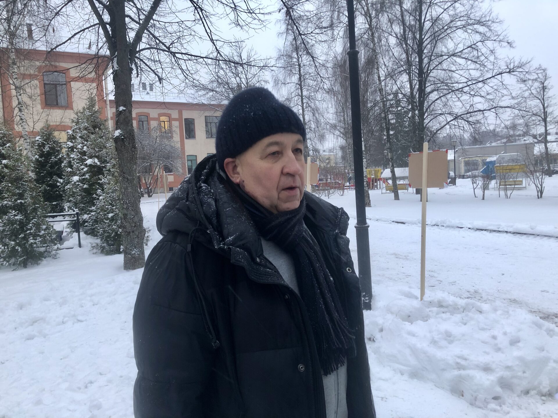 В НМИЦ проведена практическая тренировка по эвакуации людей из зданий и тушению условного пожара