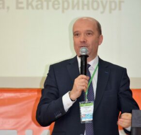 Более 80 врачей Свердловской области обучились новым методам лечения детей с травмами, идиопатическим сколиозом и дисплазией тазобедренных суставов