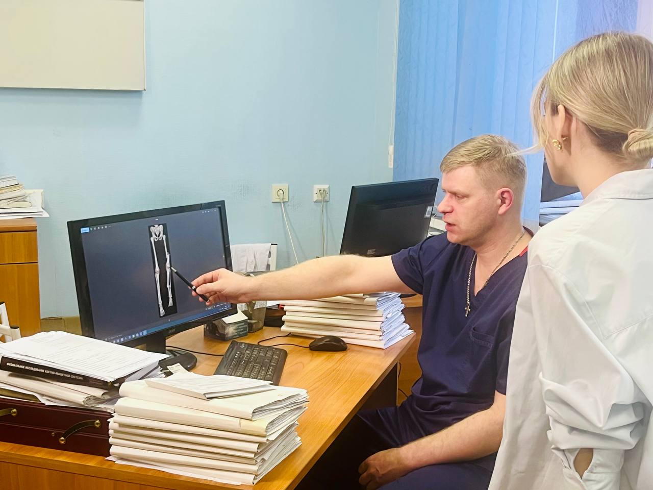 Врачи НМИЦ имени Г. И. Турнера поставили на ноги подростка, попавшего в ДТП с грузовым автомобилем в Карелии