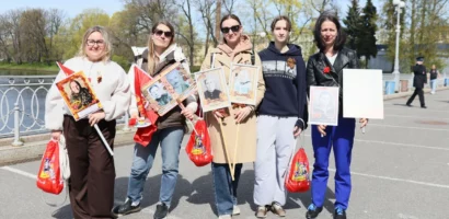 В День Победы: юные пациенты Центра Турнера почтили память героев на стадионе «Петровский»